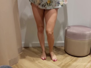 She Shows her Beautiful Body in the Dressing Room