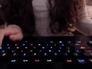 • Keyboard tapping •