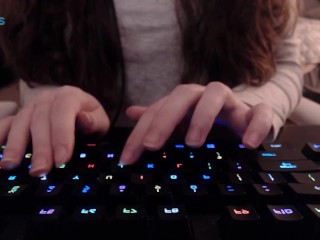 • Keyboard tapping •