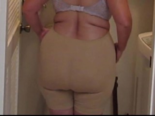 A Shy Curvy Woman Is Given A Humiliating Strip Search In The 1960s