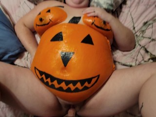 Sexy pregnant pumpkin squirting on big cock