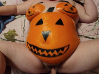 Sexy pregnant pumpkin squirting on big cock