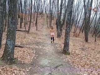 Naked walk exhibitionist girl in the autumn forest