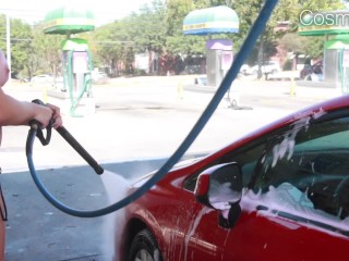 Girl gets Naked Washing her Car Flashing everything