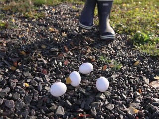 Rubber Boots Season | Crushing Eggs