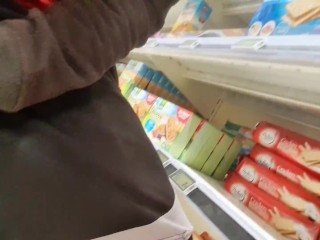 Public Masturbation at the Supermarket - I love taking risks