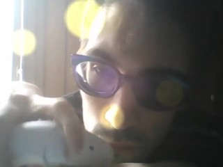 jb présente sa nouvelle manette de sa console