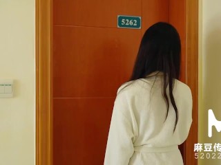 【国产】麻豆传媒作品/MSD-059 搔痒难耐出差旅程/免费观看