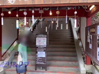 観光地でおっぱいを露出する美人日本人女性 Vol.2