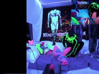 @SexyNeonKitty Puppy making Kitty Squirt with Hitachi on Chaturbate live show