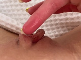 Amazing dripping juicy pussy POV. Yum! Girl rubs clit until gets orgasm