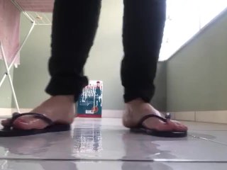 @tici_feet tici feet havaianas and oil in my feet (preview)