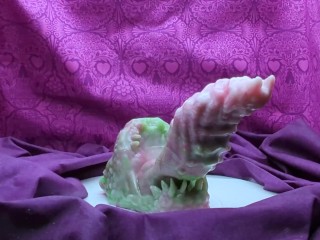 DirtyBits' Review - Tallfang's Maw - From The Edge - ASMR Audio Toy Review
