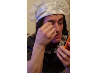 putting on eyeshadow