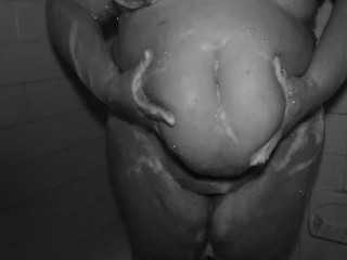 BBW Lucy Sky in the tub lathering up her belly and all her curves.