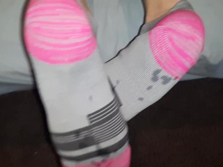 Shooting my sauce on her pink/grey sock soles