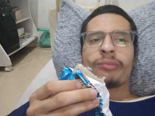 Asmr and mukbang feeding of xtra bis oreo