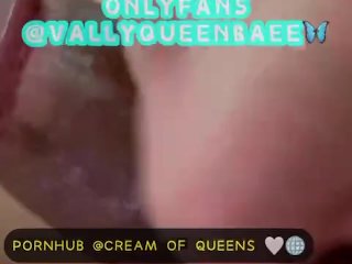 I LIKE TO GIVE SLOPPY HEAD FRESH OUT THE SHOWER 💋 // Onlyfans: VallyQueenBaee 🍑
