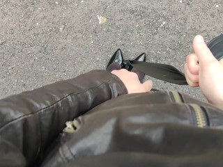 女装 レザー ジャケット スカート オナニー 調教 パンプス 黒パンスト 日本人