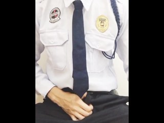 Gusto mo MOUTH FUCK kita? | POV | Yummy Security Guard