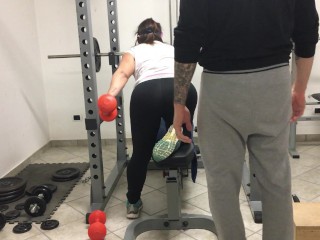 My personal trainer fucked hard my pussy at the gym....while my husband is working....