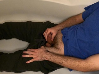 Struggling to Piss on myself- Then cumming & Peeing a little