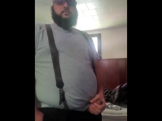 Fully clothed fat arab masterbating 