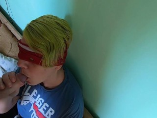 Blindfolded blowjob & cum eating from her palm