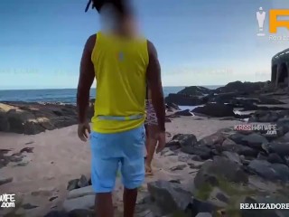 Realizador Baiano Cuckold filming wife dating Brazilian bull on beach in public for all to see. Horn