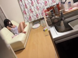 【みゆの妄想】オナニーしてるところをシェアハウスのルームメイトにみられちゃってその後は中出しされちゃう