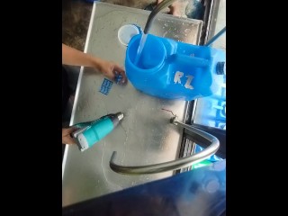 I Refill Our Costumers Gallons Of Water (Day 9)