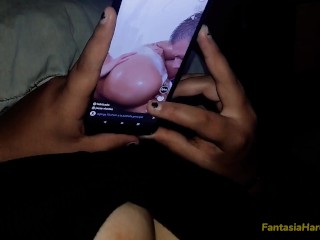 Viendo tiktoks de porno con mi hermanastra, no puedo dejar de mirarle las tetas parte 2/2 