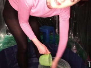 Naughty Jennifer pours gunge on her pantyhose