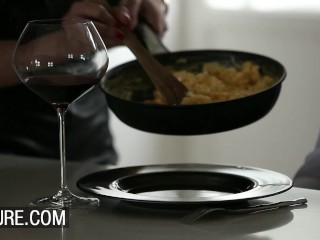 Kitchen anal quickie with Anissa Kate