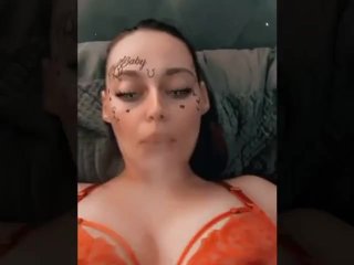 Bentley Rose fingers her pussy while blowing clouds and enjoying anal ass plug