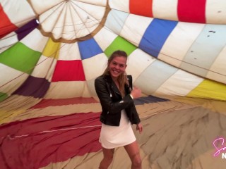 Sammmnextdoor Date Night #05 - Passionate sunrise sex (she swallows) over pyramids in an air balloon