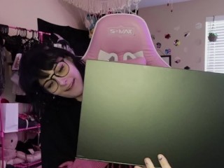 Unboxing My PornHub 25k Achievement Award - Thank You SO Much!!