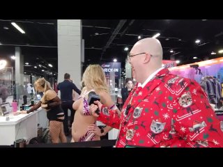 Eva Darling with Jiggy Jaguar Exxxotica expo 2022 Chicago Il