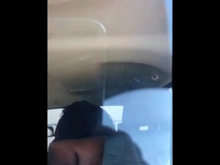 Riding him in da back seat 