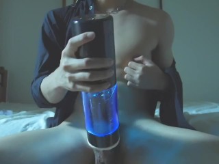 強気な男子が電動オナホに逝かされてしまう。