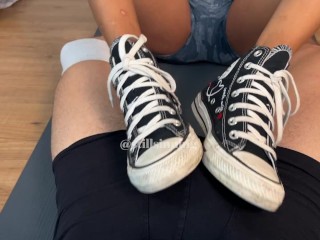 Yoga Session Turned SHOEJOB 😈Oops, I did it again (shoejob/sockjob)