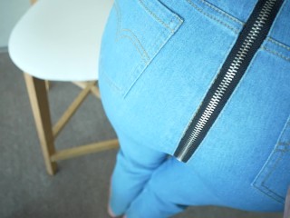 Making A Mess Of The Jeans With A Deep Dripping Pussy Creampie