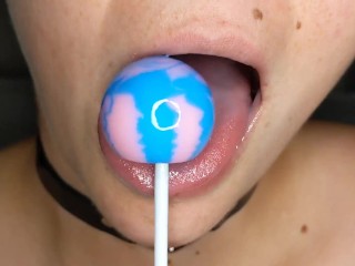 1 minute of trippy lollipop licking