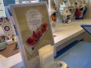 Affair trip to Ise with a mistress of a fellow Minato Ward