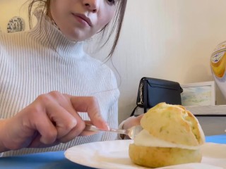 Affair trip to Ise with a mistress of a fellow Minato Ward