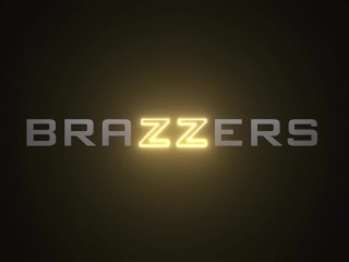 ZZ Guide to Roleplay - Lexi Luna / Brazzers