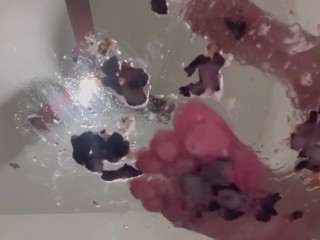 Giantess crushing grapes and tinys with her feet (under glass)