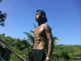 Pinoy jakol, Daks at macho