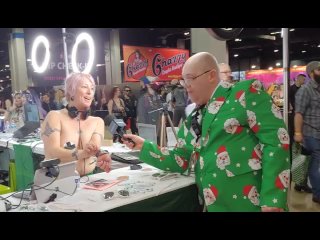 molly blingwell w jiggy jaguar exxxotica expo 2022 Chicago Il