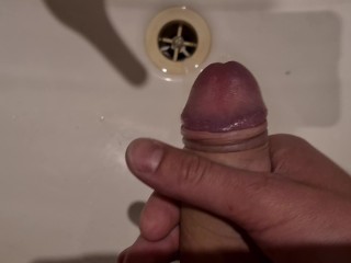 Quick morning masturbation before going to work with cum to the sink close up | 4K